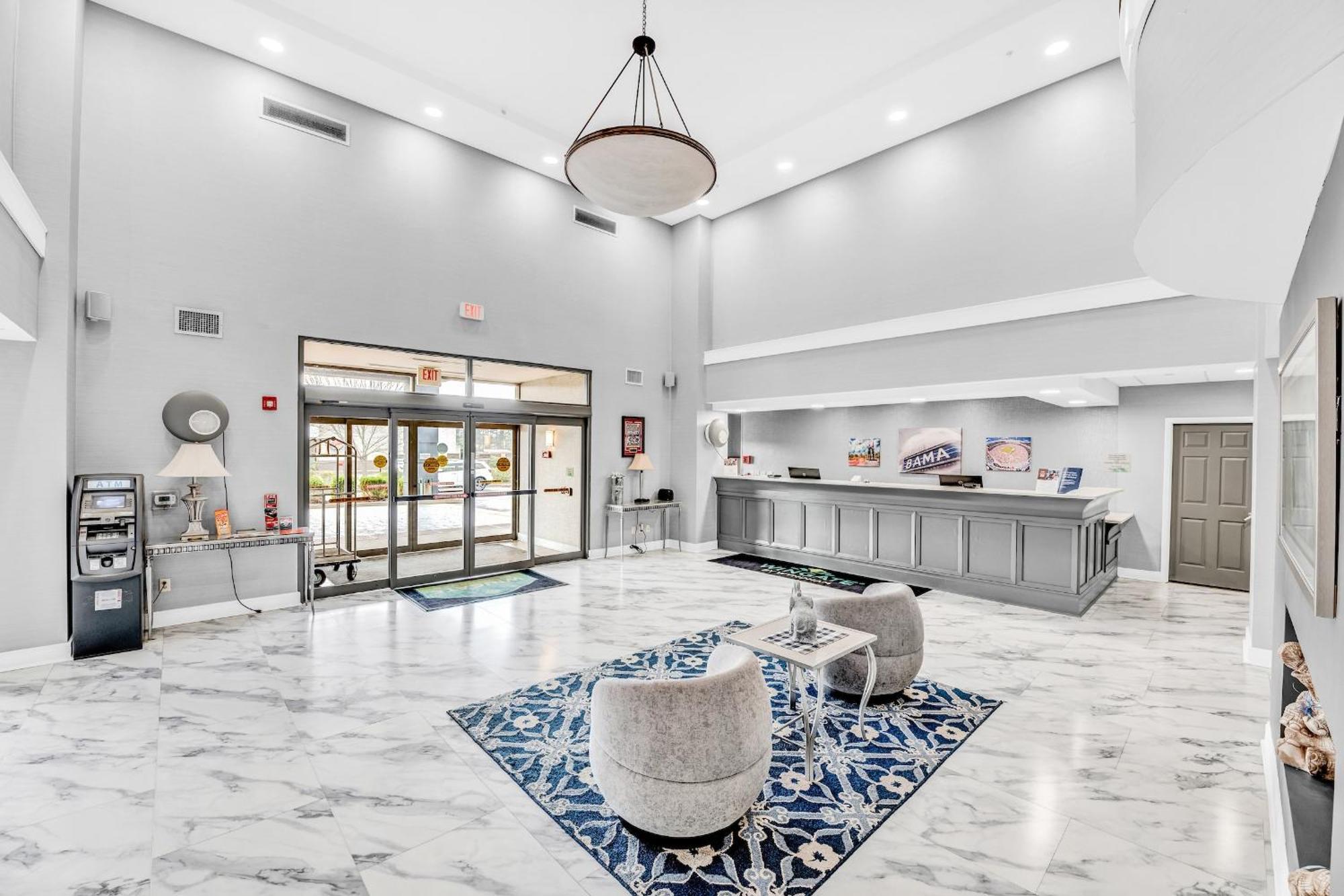 Wingate By Wyndham Tuscaloosa Hotel Екстериор снимка