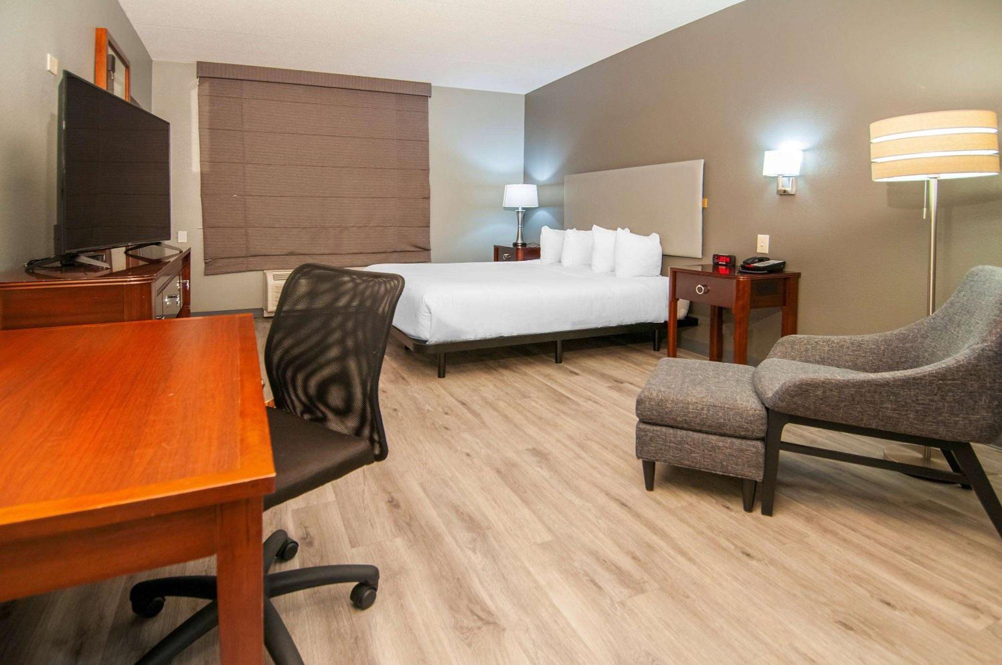 Wingate By Wyndham Tuscaloosa Hotel Екстериор снимка